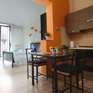 Il Loft Con Balconcino , Catania Italia